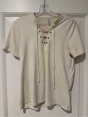 Z Supply Ivory Lace Up Short Sleeve Top Size Small ZT173190

Description:
